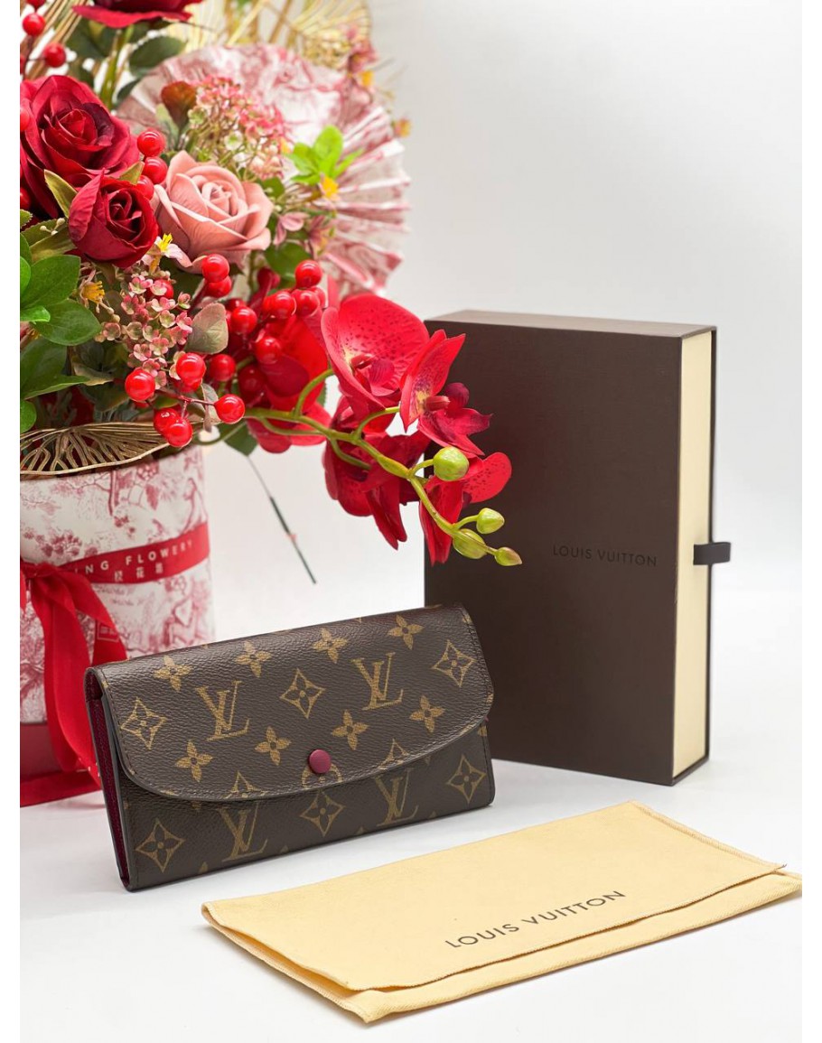 Louis selling Vuitton Long Bilfold Wine red Vernis Sarah Monogram